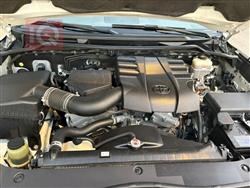 تۆیۆتا لاند کروزەر